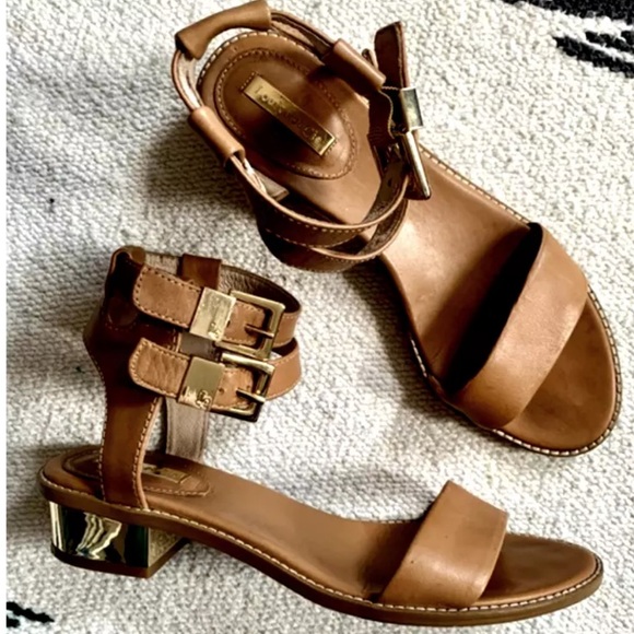 Louise et Cie $225 Gold Block Heel 8.5 LEATHER Sandals Brown Tan Ankle Buckle - Picture 1 of 1